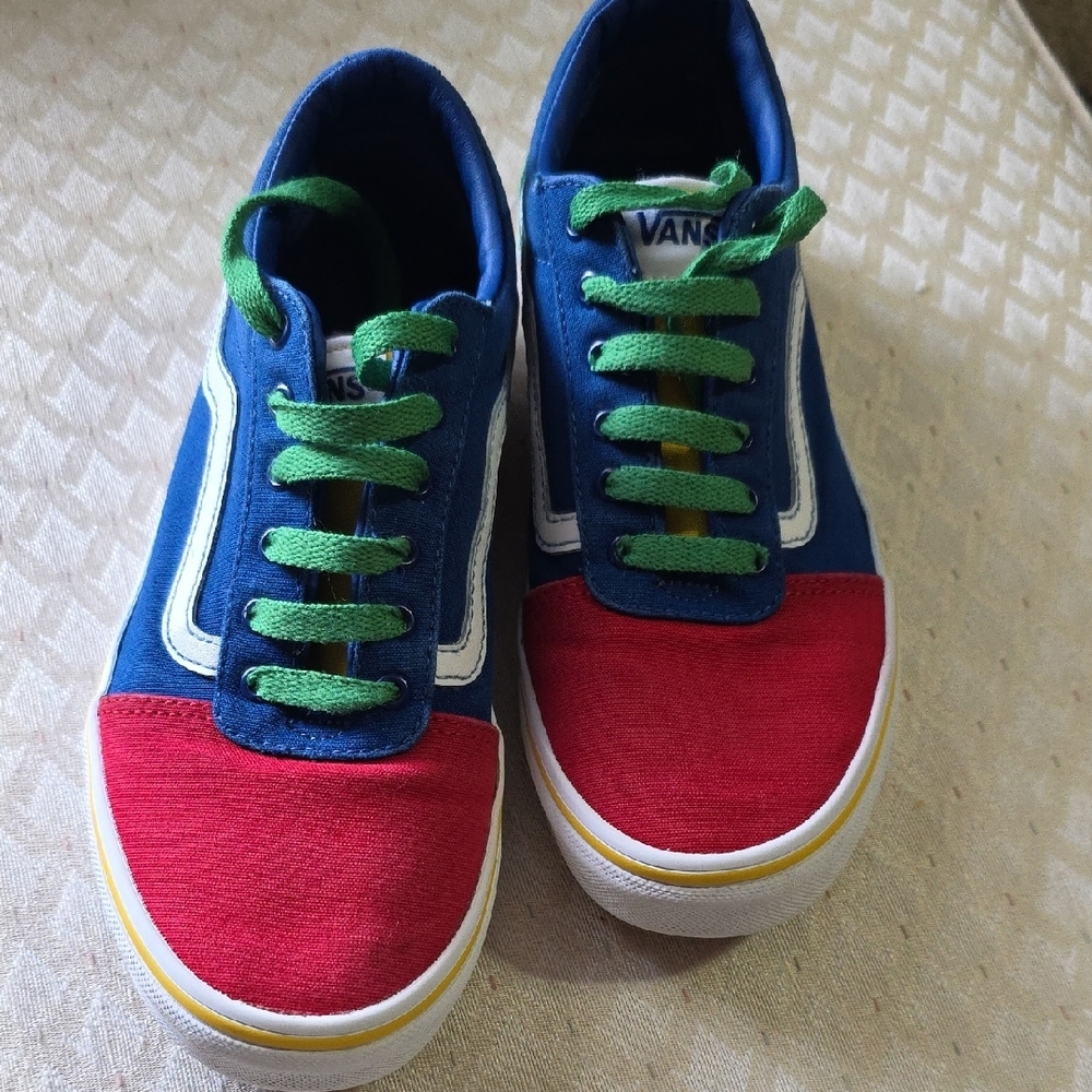 Vans Blue and Red Sneakers with Classic Style